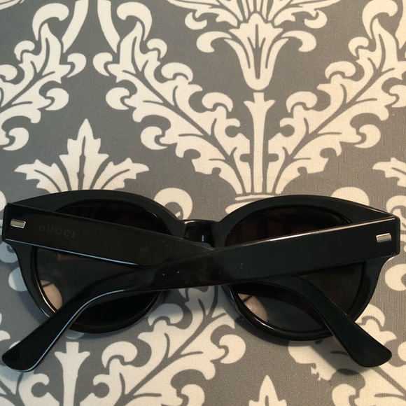 authentic gucci sunglasses - Picture 3 of 7